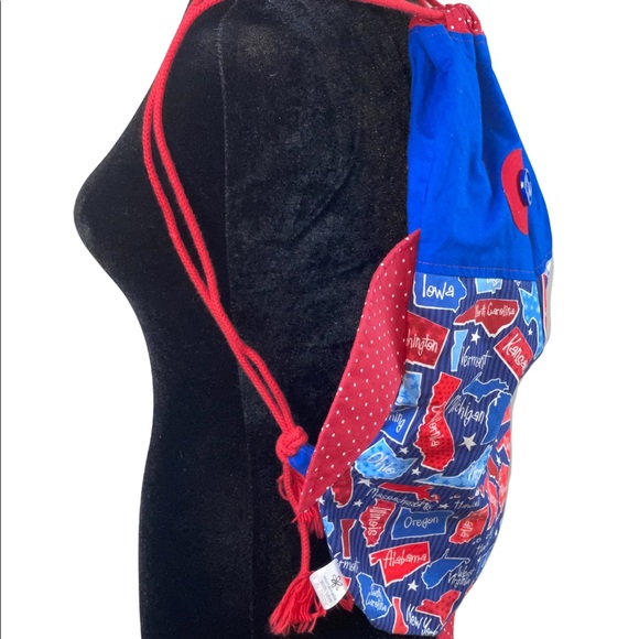 Handmade State printed fabric Fish Shaped Drawstrings Backpack - Picture 2 of 7